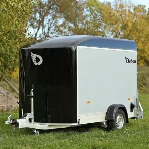 Fourgon c300 roadster en bois