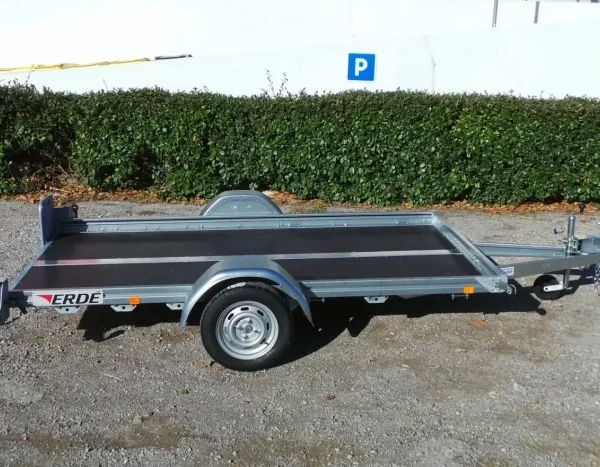 Plateforme basculante : 3,00 m x 1,70 m / 750 kg erde